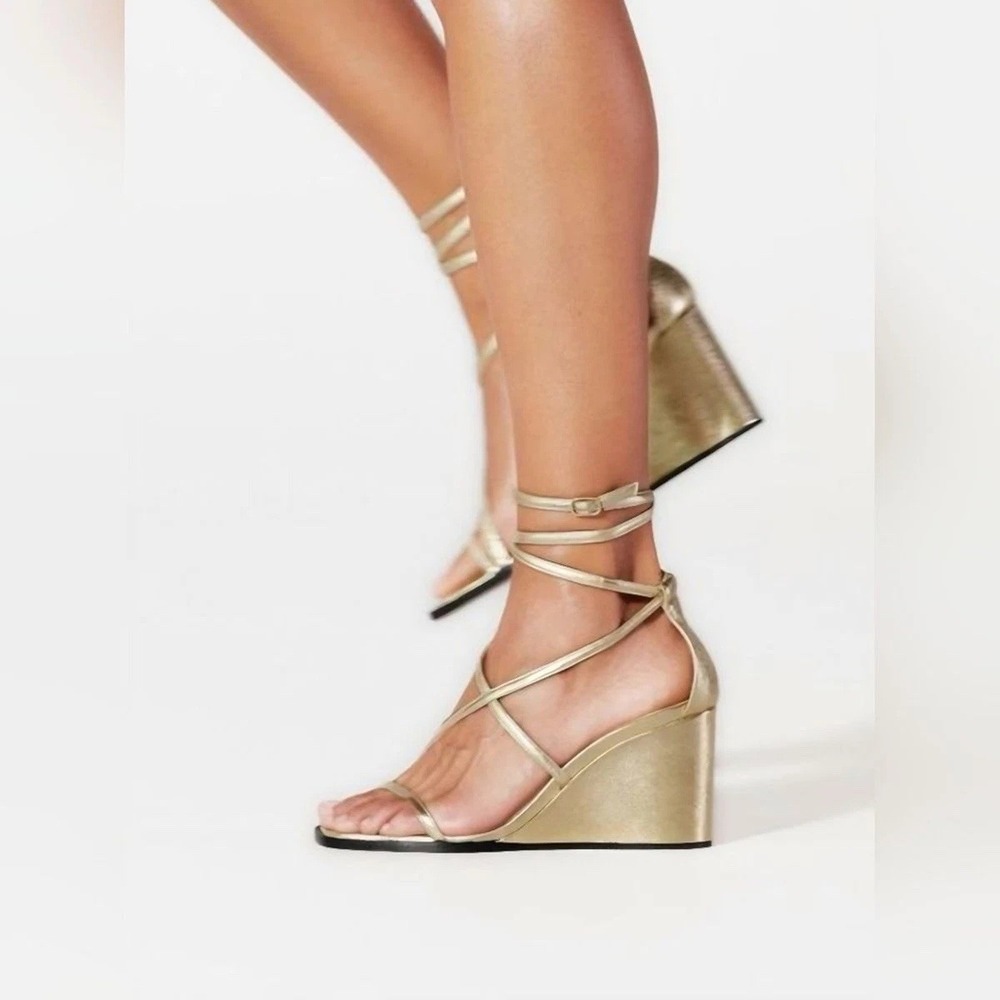 Tamara‎ Mellon Lure90 Nappa Women 37.5 Metallic Gold Tie Up Strappy Wedge Sandal